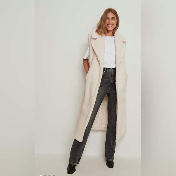 Long Teddy Vest - Picture 3 of 3